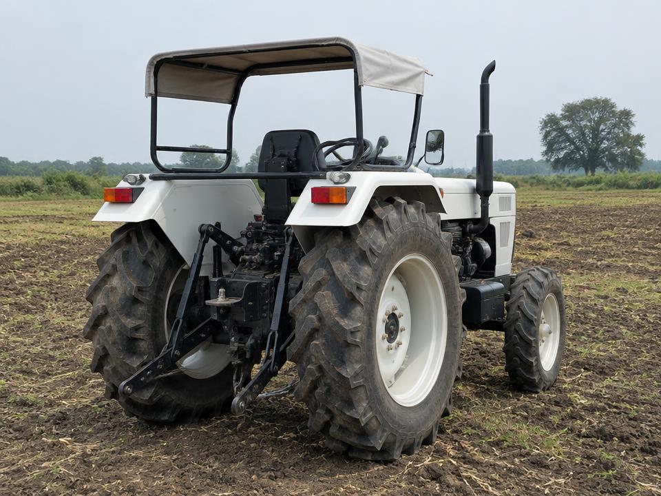 VST MT 270 Viraat 4WD — representative tractor photo